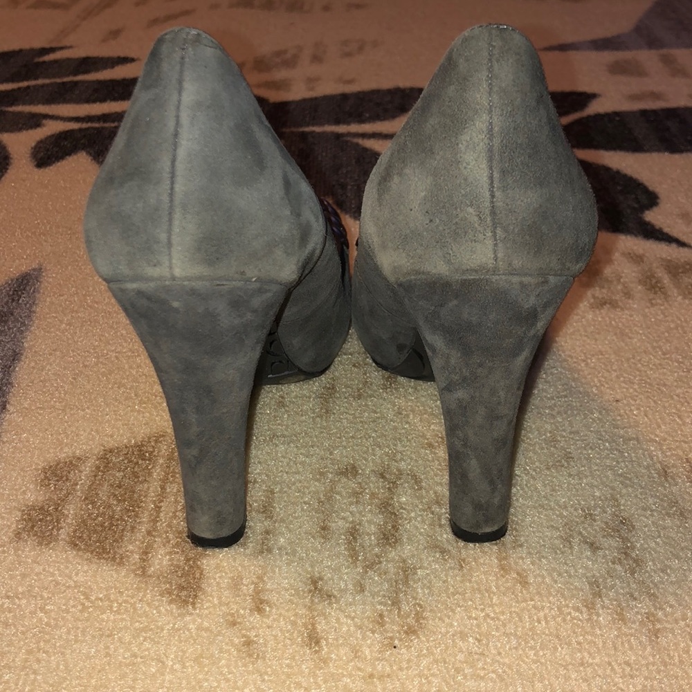 BCBG heels - Picture 3 of 4
